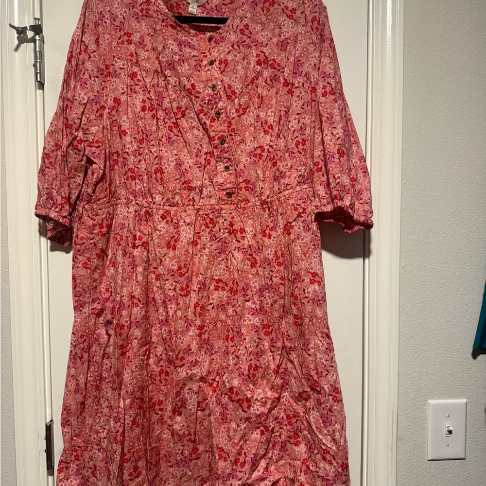 Time and Tru Pink Floral Midi Dress